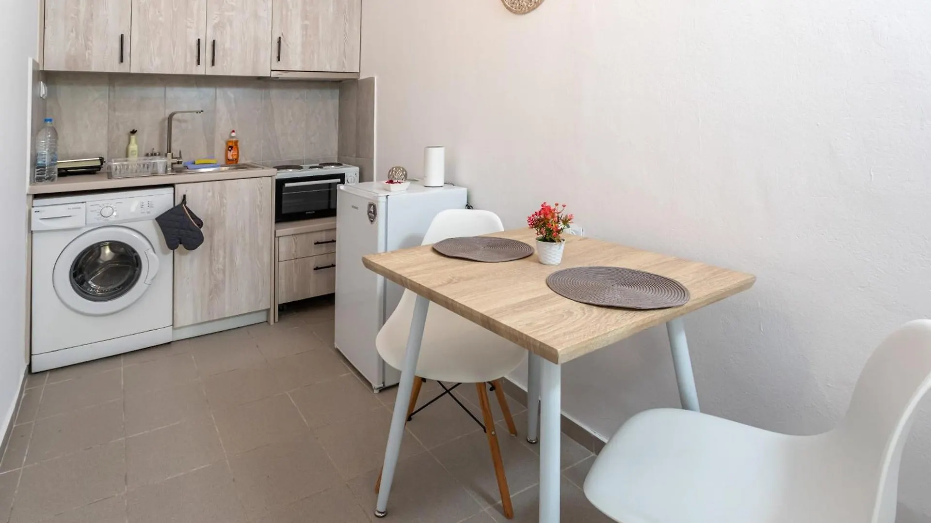 Seaside Escape - Steps To The Sand - Dionysiasea Apts 3 Gazi Apartment